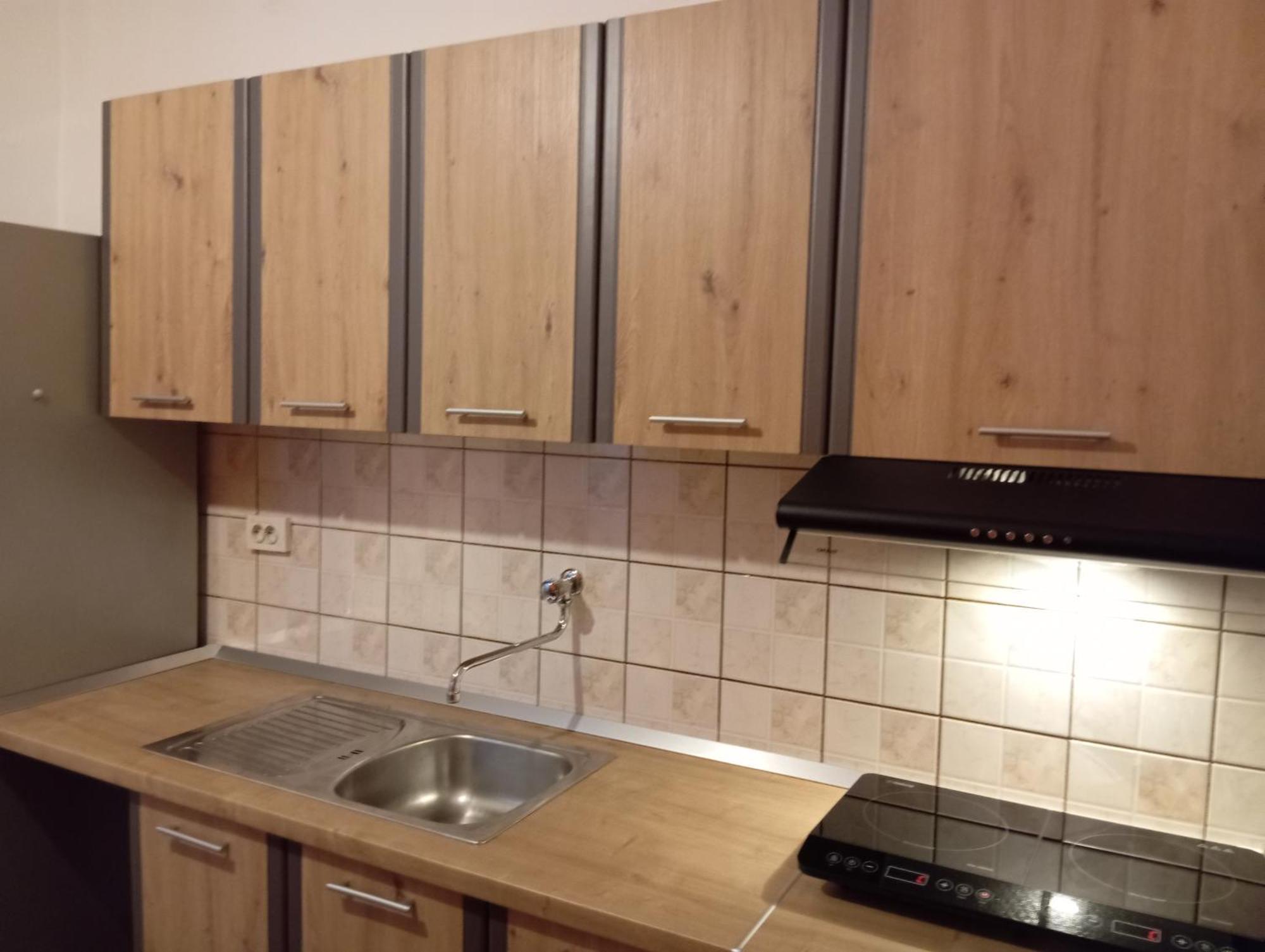 Hostel Kvarner- Private Rooms & Dorms Рийека Екстериор снимка